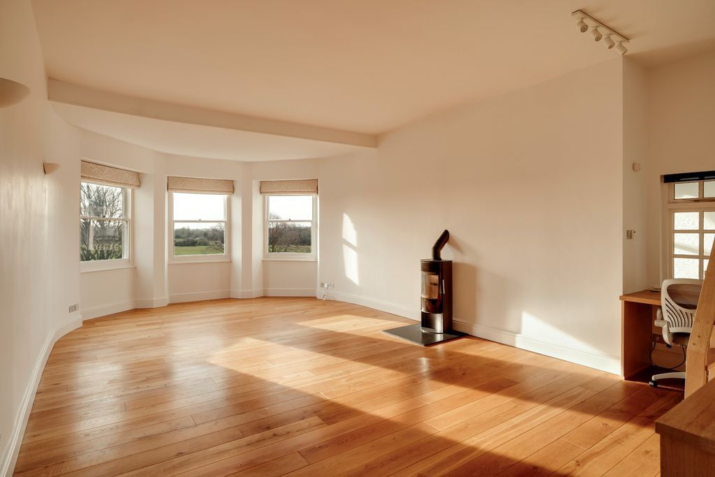 Property photo 2 of 19 Drawing Room