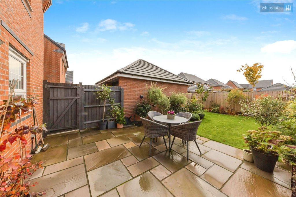 Property photo 2 of 21 Picture No. 25