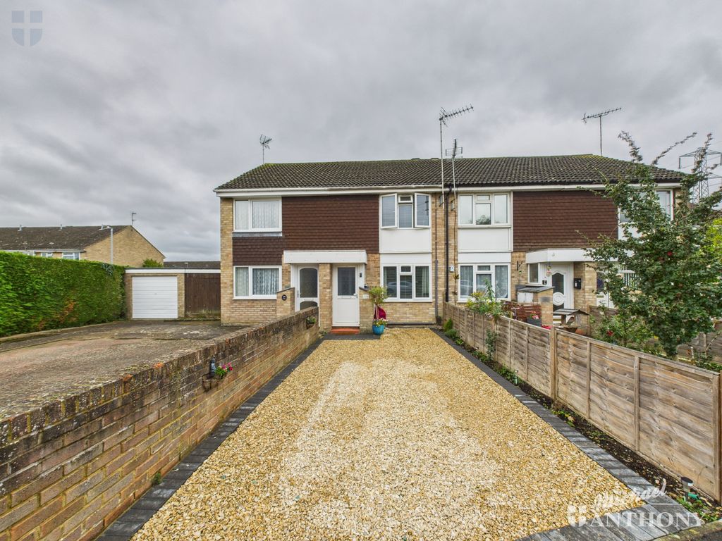 Property photo 1 of 13 Cam03852G0-Pr0421-Still014