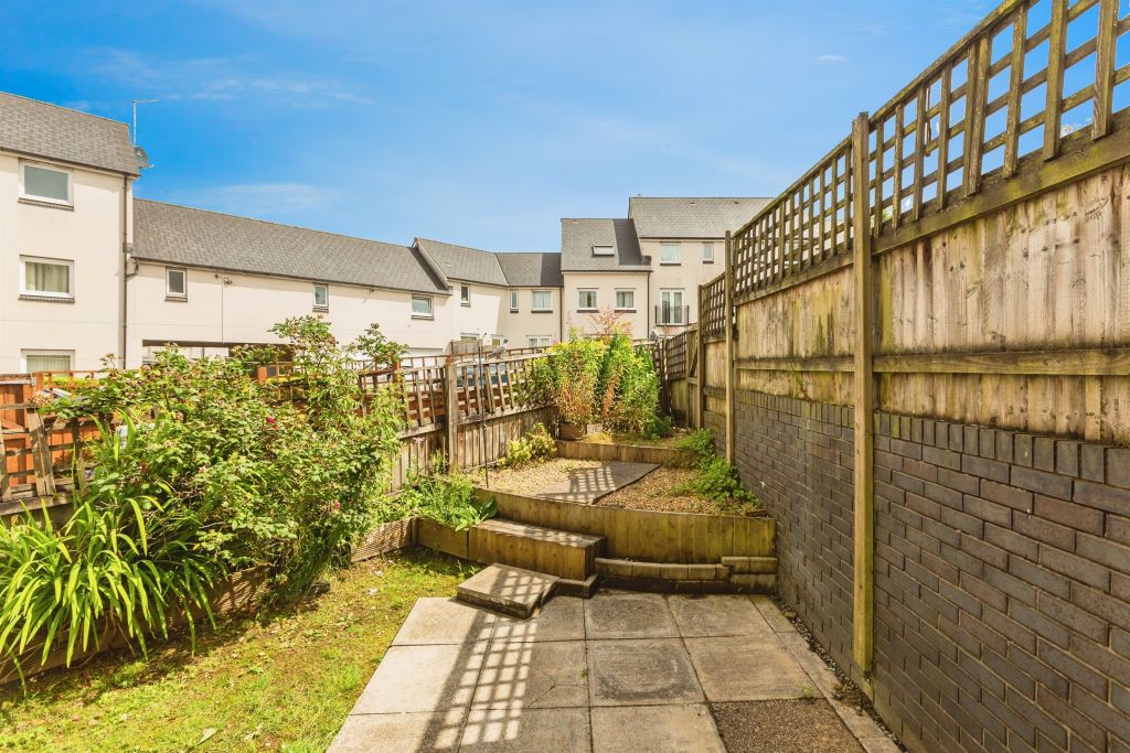 Property photo 3 of 17