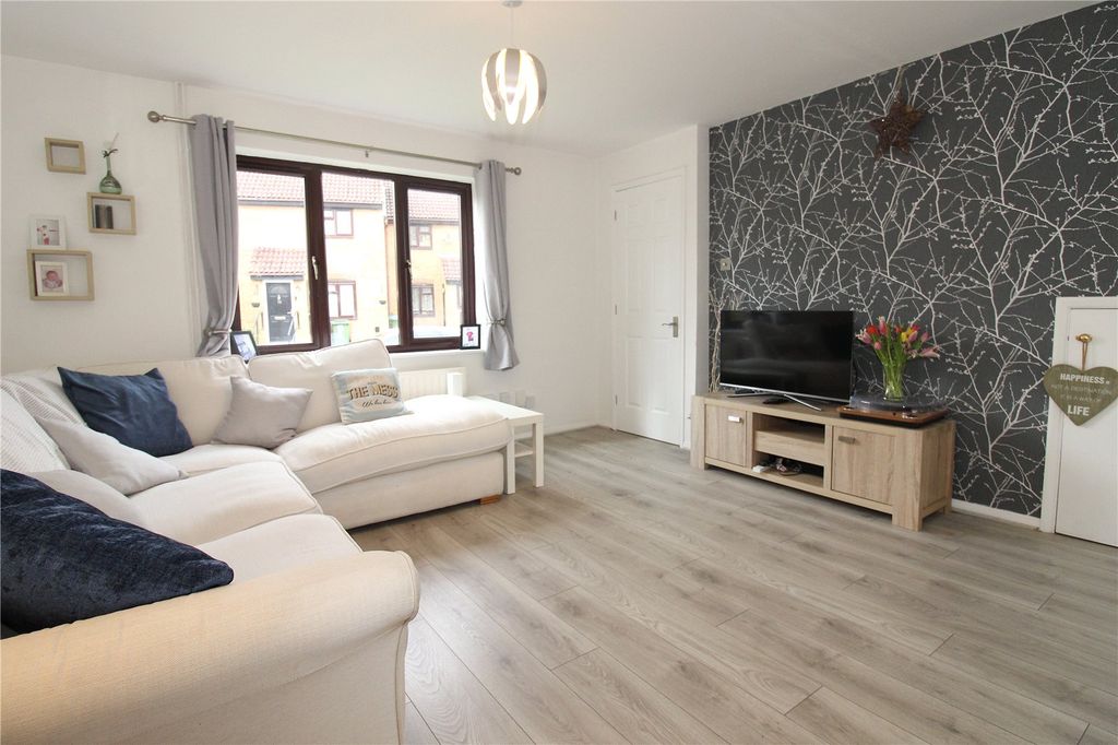 Property photo 2 of 14 Picture No. 04