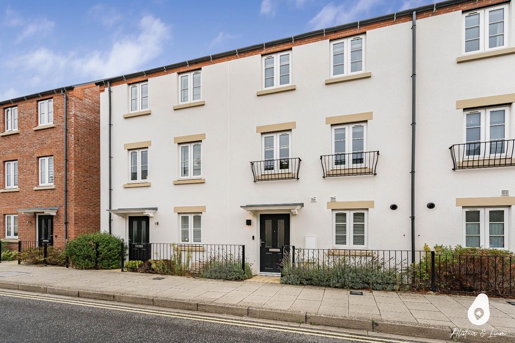 Property photo 1 of 27 5439992