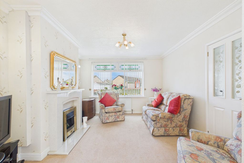 Property photo 3 of 22