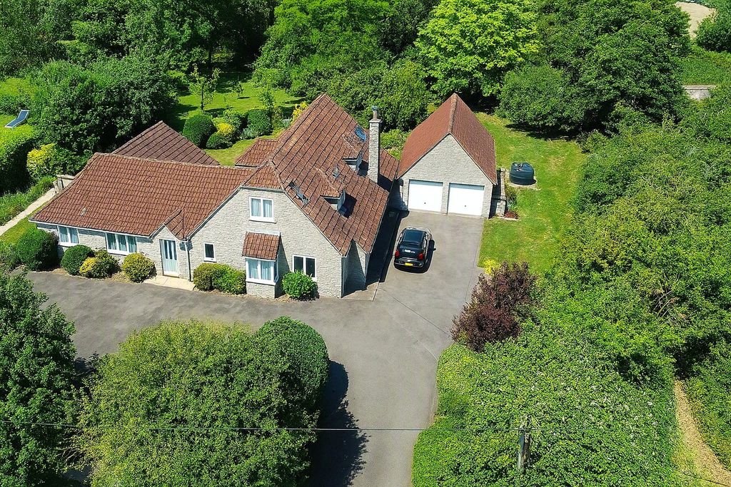 Property photo 1 of 24 Picture No. 48
