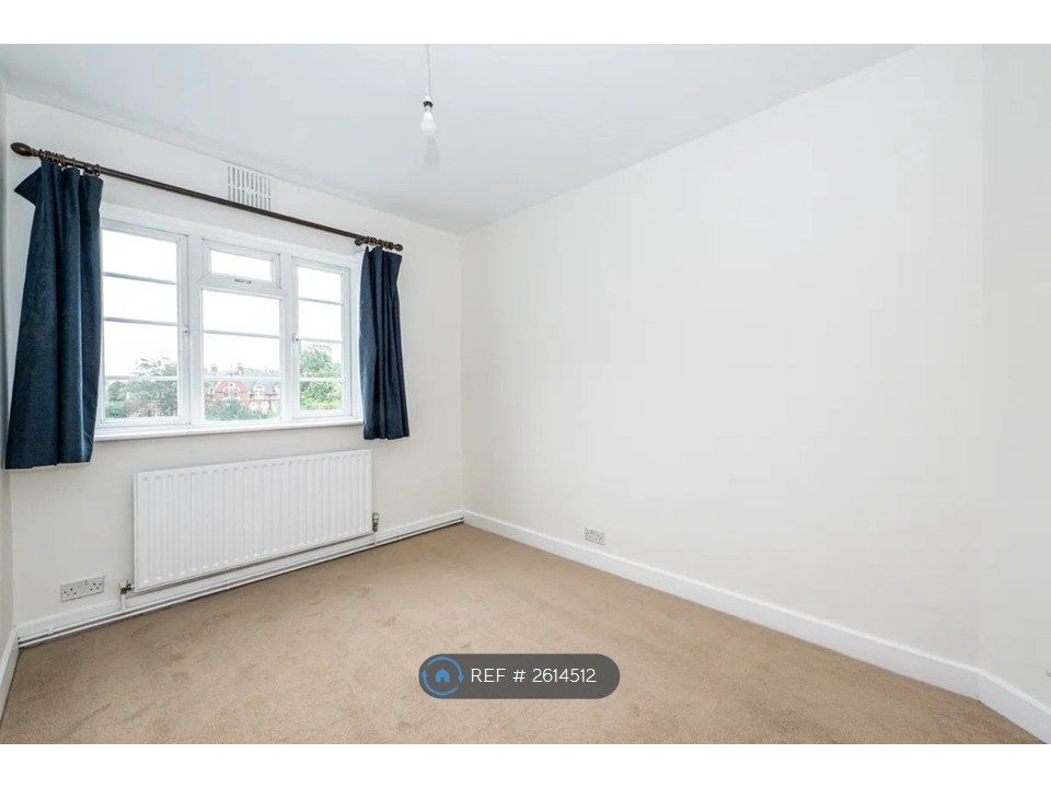 Property photo 2 of 12 Bedroom 2