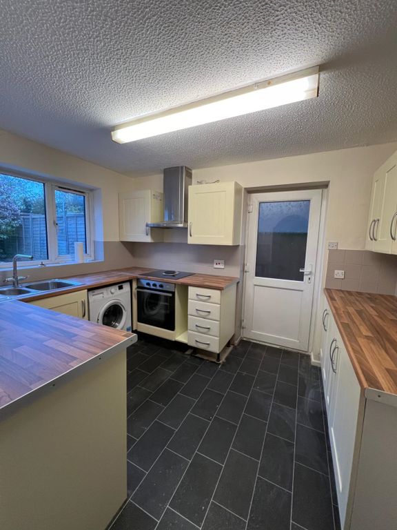 Property photo 2 of 4 04Bc7717-3068-4B3A-83c1-Bacc861Aac4B