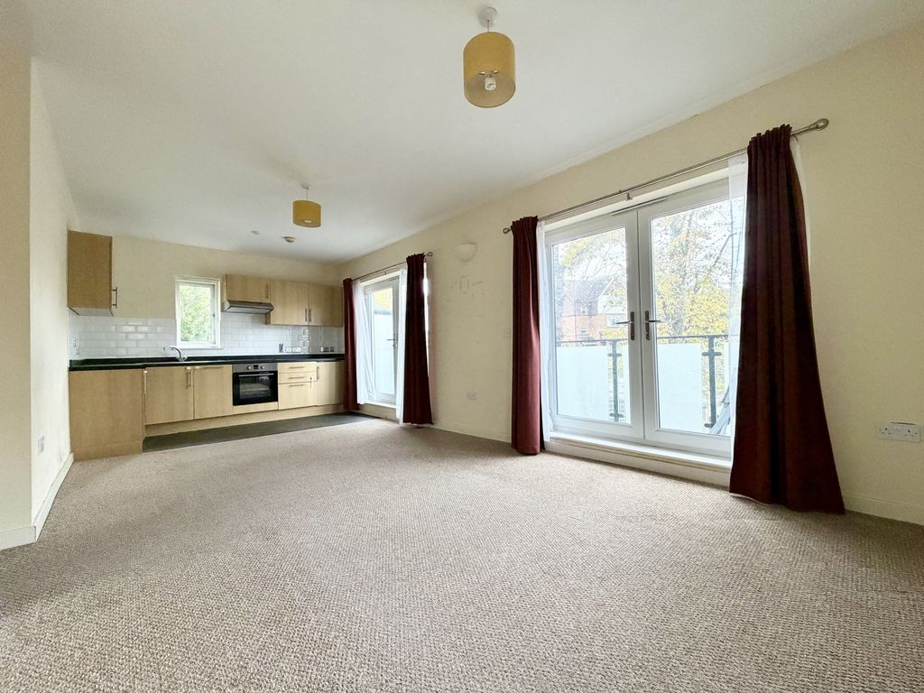 Property photo 2 of 13 Open Plan