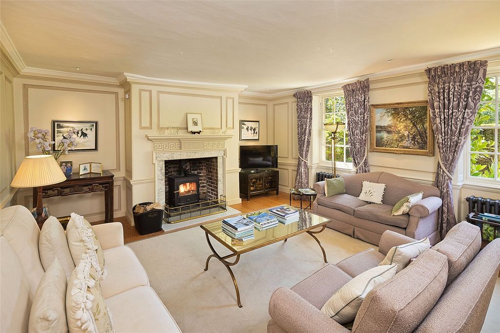 Property photo 3 of 32 Drawing Room