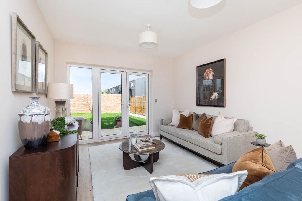 Property photo 2 of 29 5169141