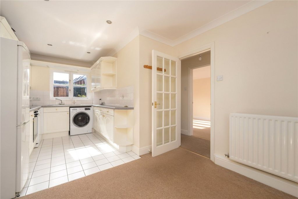 Property photo 3 of 17 Picture No. 06