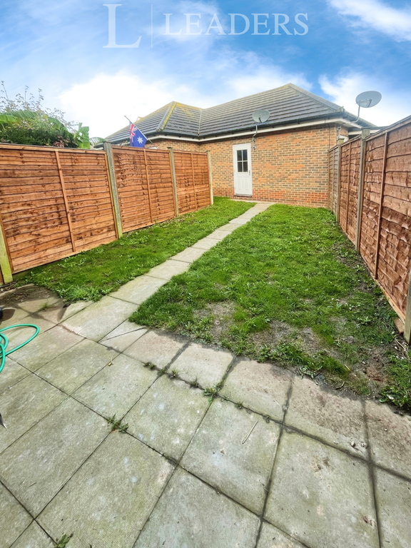 Property photo 2 of 17 6E802007-Garden