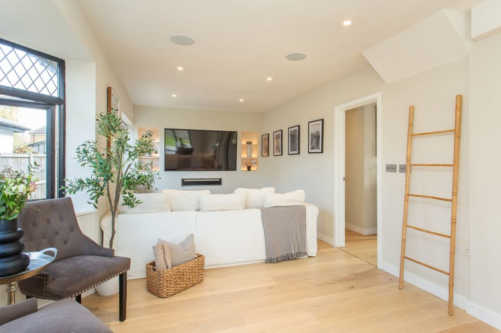 Property photo 2 of 20 Picture 2