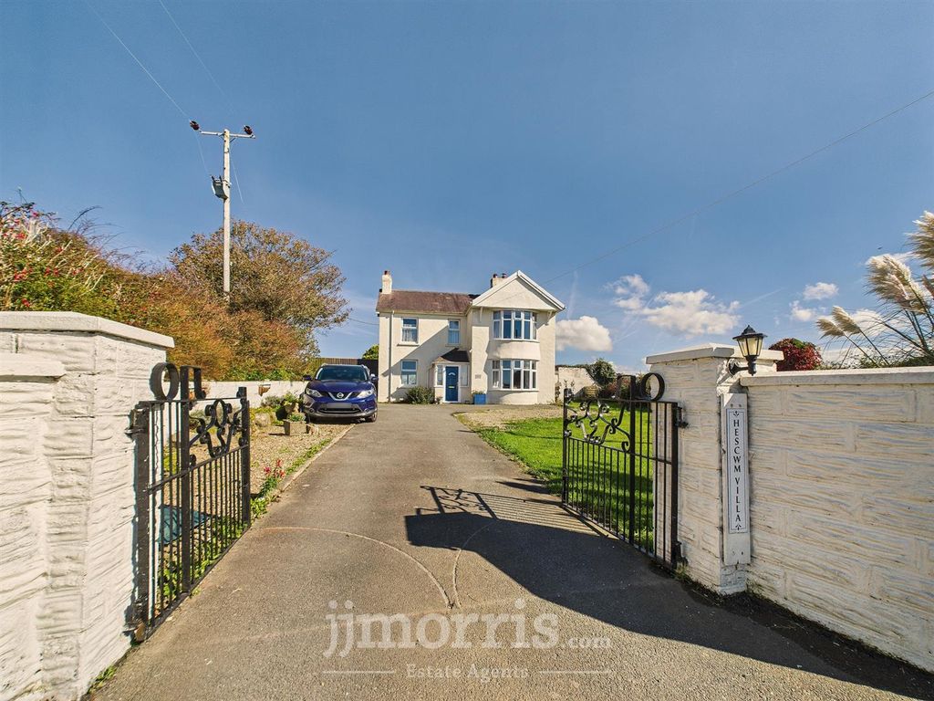 Property photo 3 of 35 Cam02122G0-Pr0379-Still005.Jpg