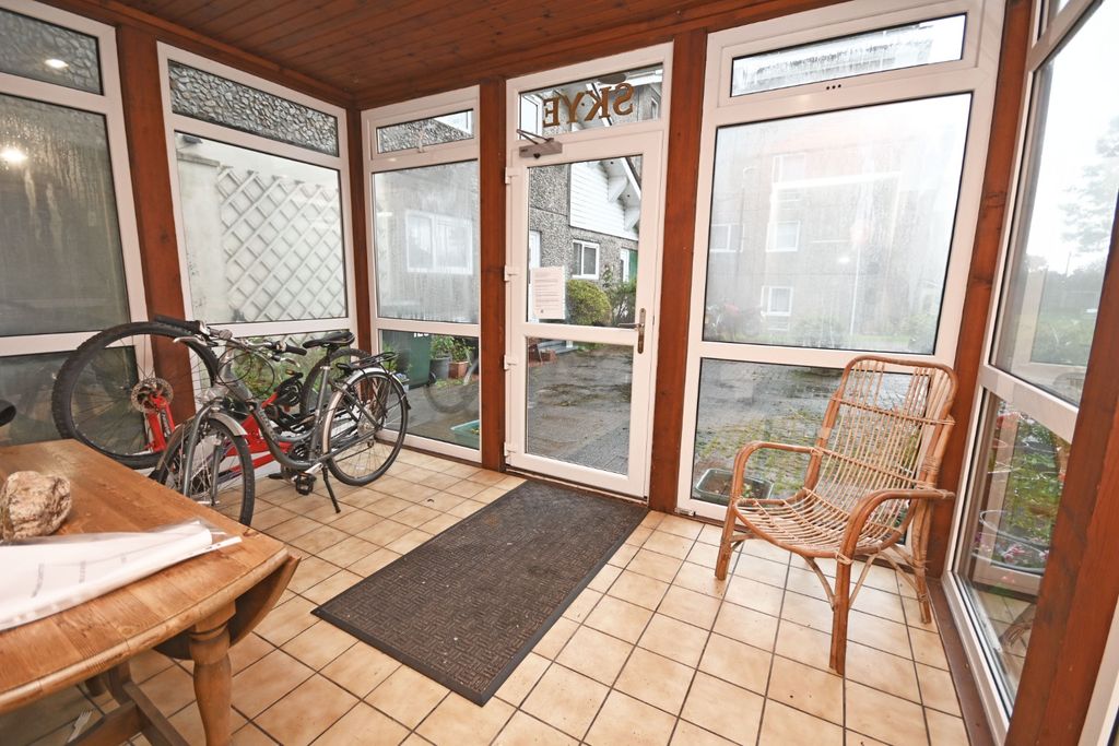 Property photo 3 of 23 5179624