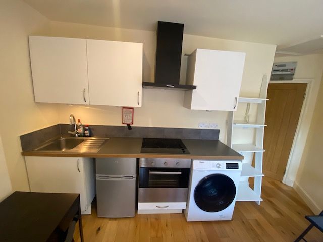Property photo 1 of 3