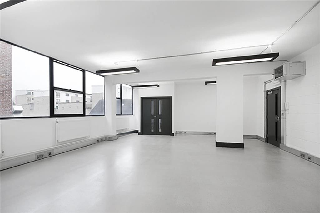 Property photo 3 of 7 Serviced Office, E1 Studios,Whitechapel Road - E1|