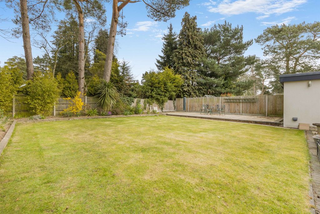 Property photo 3 of 19