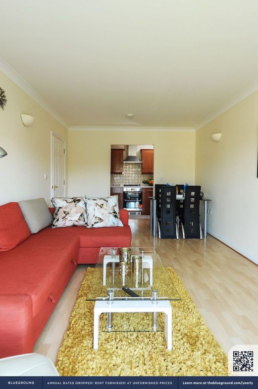 Property photo 3 of 30 Living Room