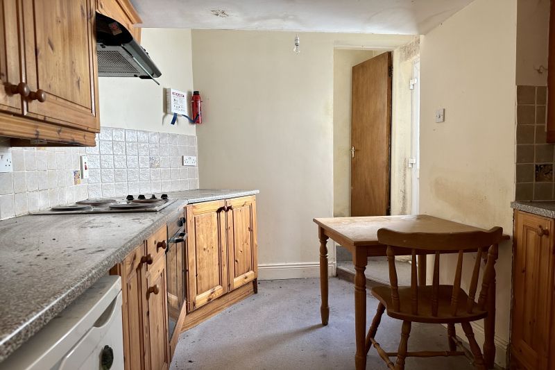 Property photo 3 of 23