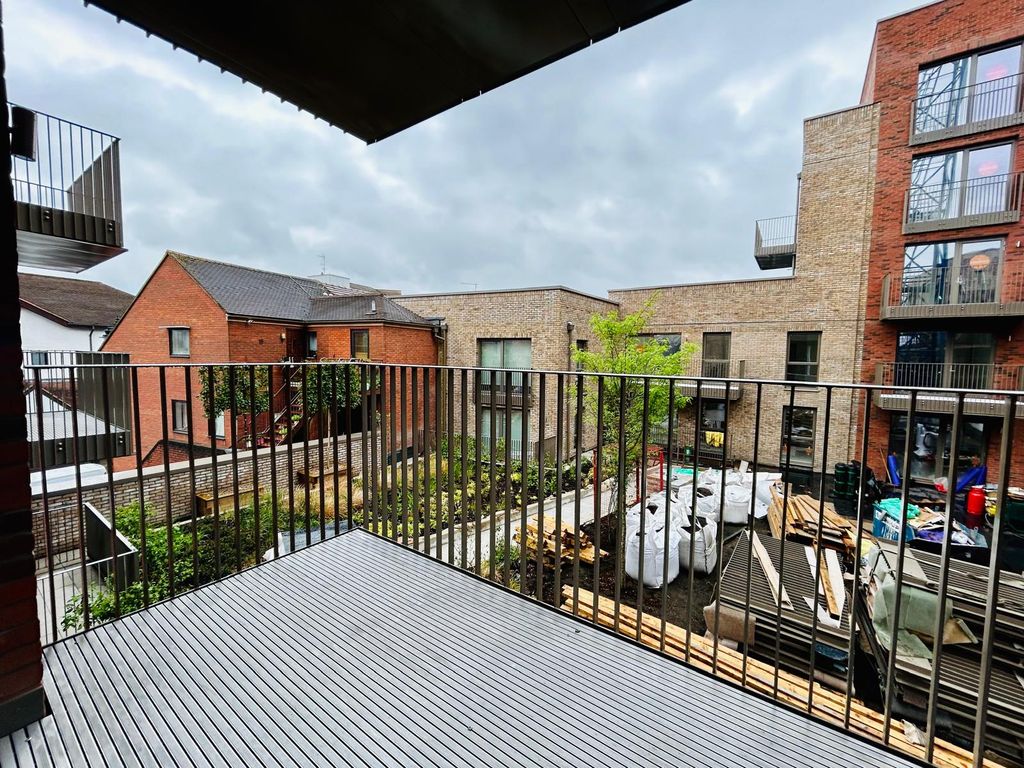 Property photo 1 of 12 Balcony
