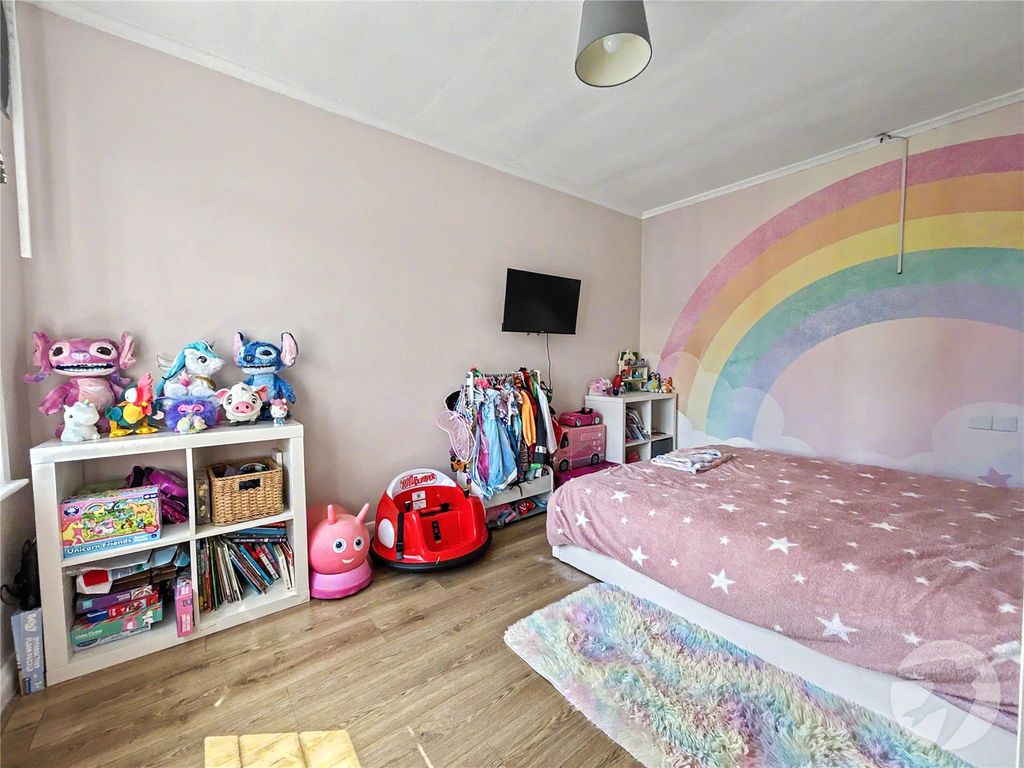 Property photo 3 of 24 Picture No. 03