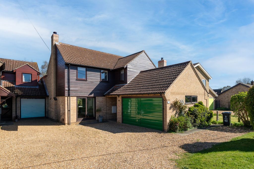 Property photo 1 of 29