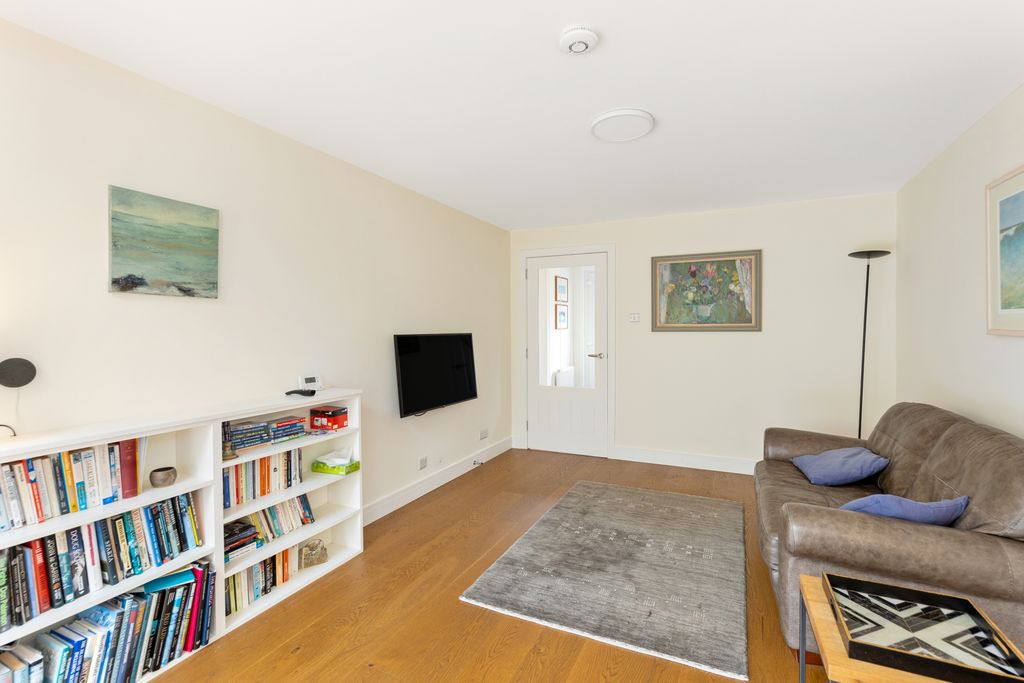 Property photo 3 of 18 Property Image 3
