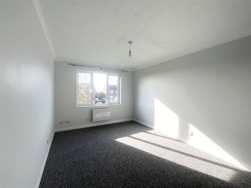 Property photo 2 of 8 Picture No. 07