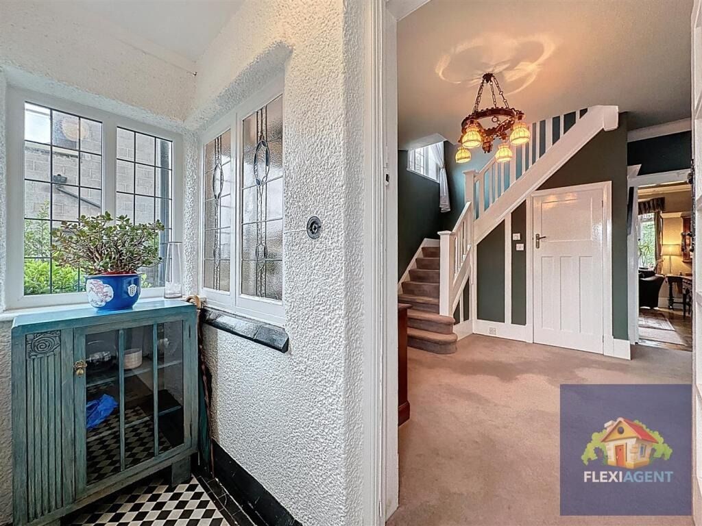 Property photo 3 of 54 4322295