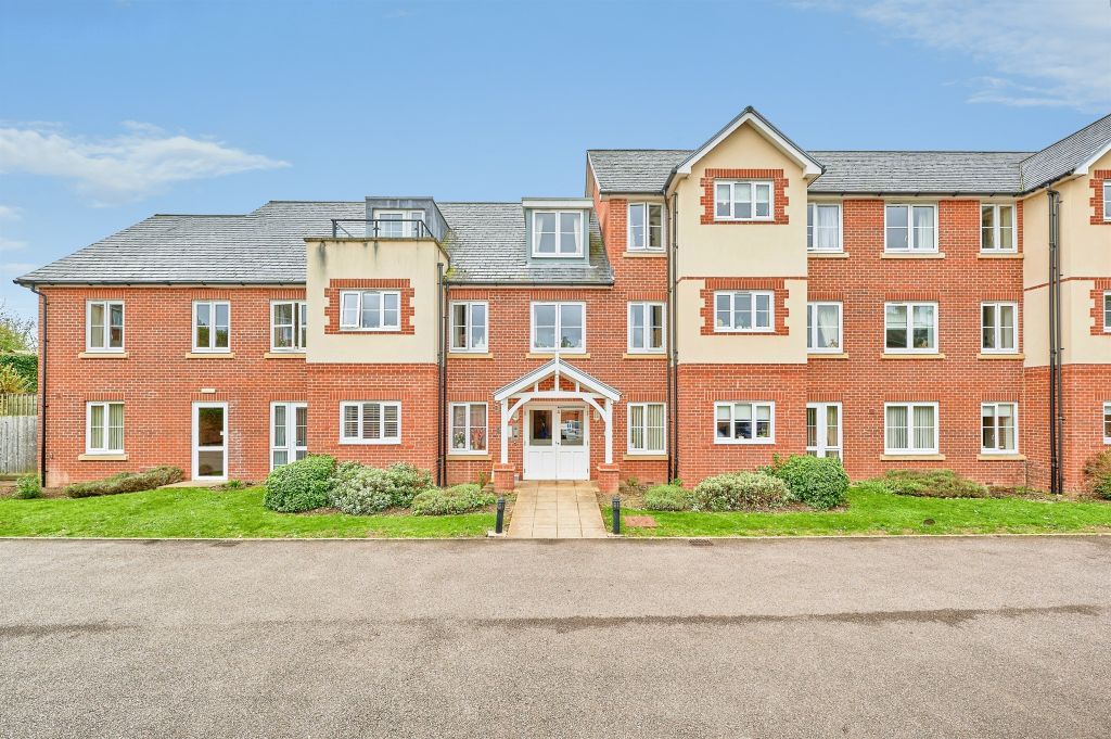 Property photo 1 of 11