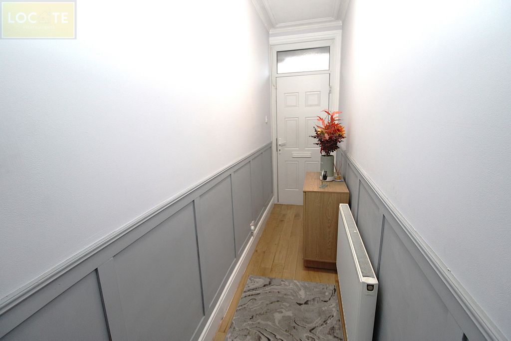 Property photo 2 of 18 Img_8444.Jpg