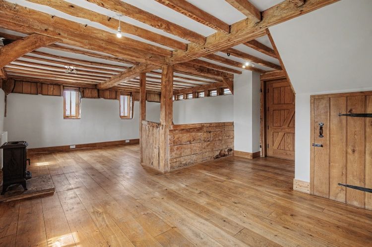 Property photo 2 of 9 329751