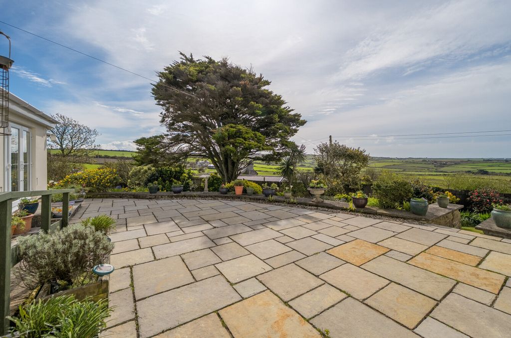 Property photo 1 of 34 1446601-14-69E618...