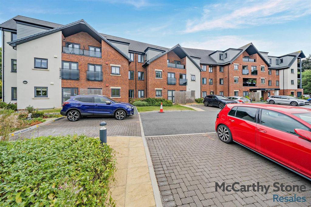 Additional image 30 of 1 bed flat for saleBurlington Gardens, Leyland PR25