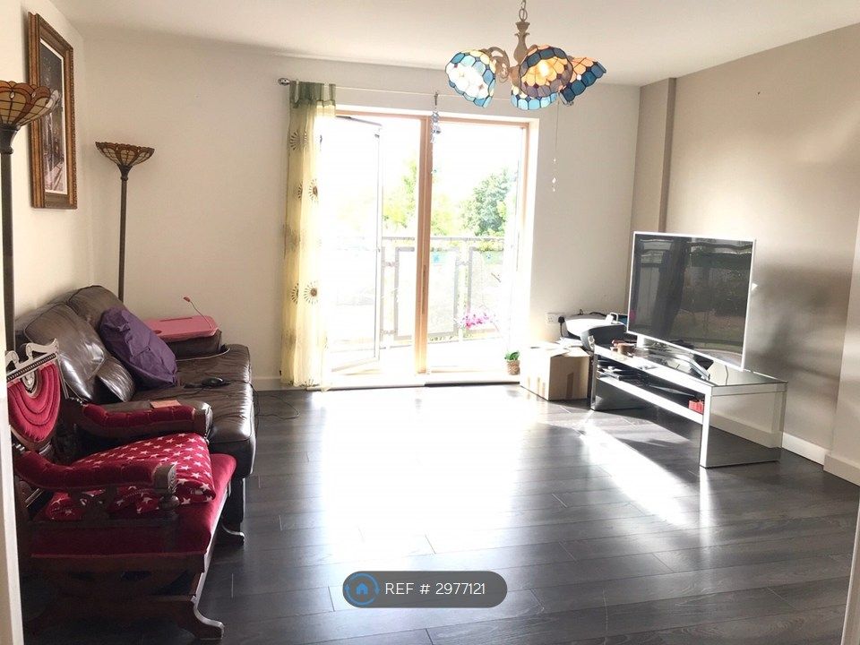 Property photo 2 of 14 Park View Living Room With Balcony