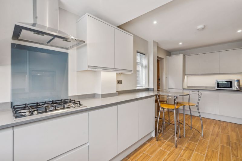 Property photo 3 of 13 Photo 12