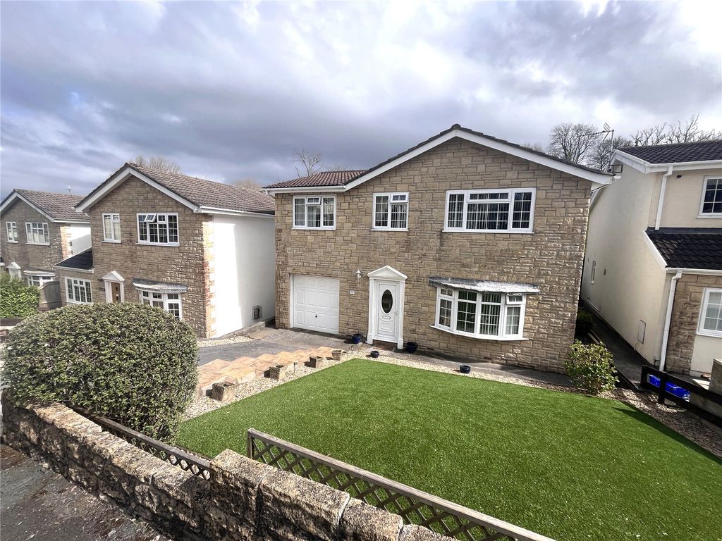 Property photo 1 of 24 Picture No. 05