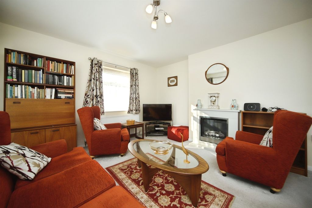 Property photo 3 of 53