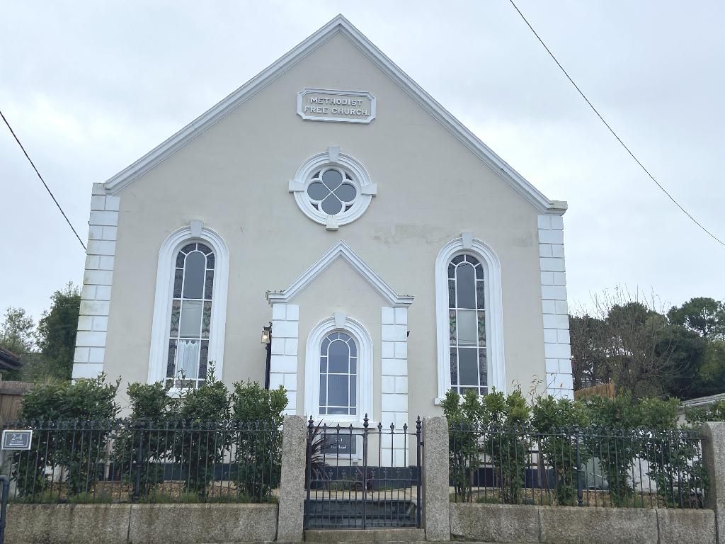 Property photo 1 of 8