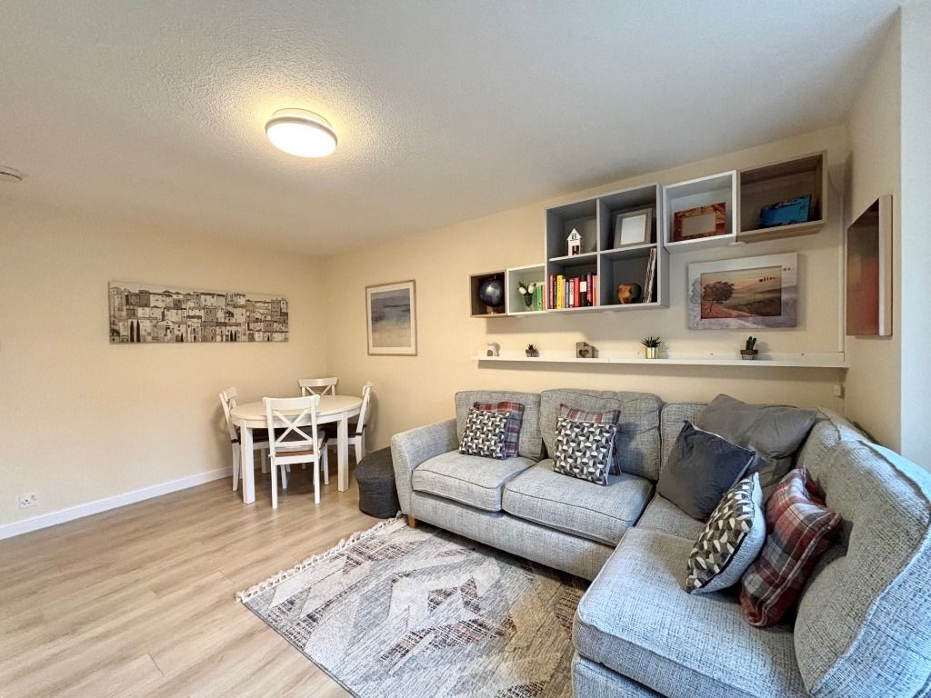 Property photo 3 of 11 Photo 3