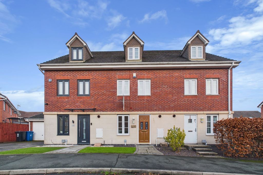 Property photo 1 of 15 Front