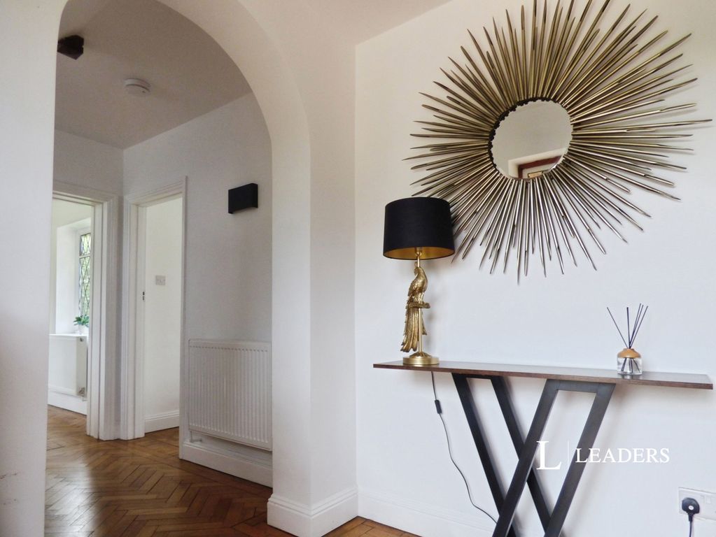 Property photo 3 of 18 Pbox-Img.Jpg
