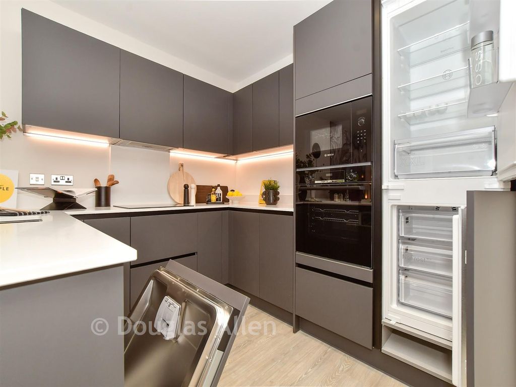 Property photo 2 of 12 Internal Lifestyle Show Home