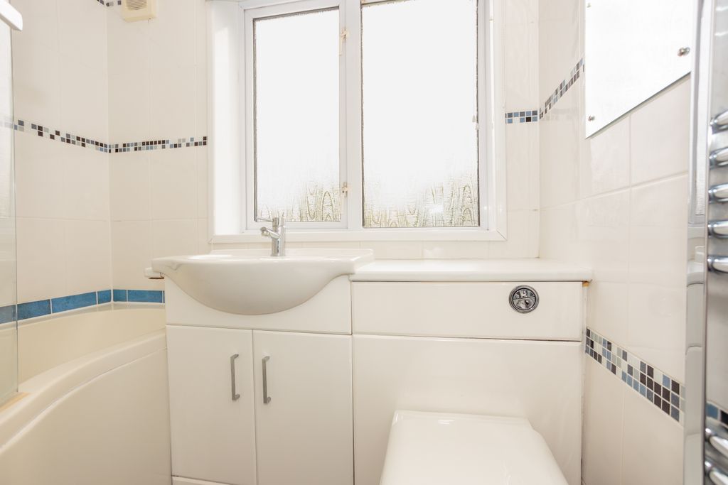 Additional image 20 of 2 bed flat for saleBarkerland Avenue, Dumfries DG1