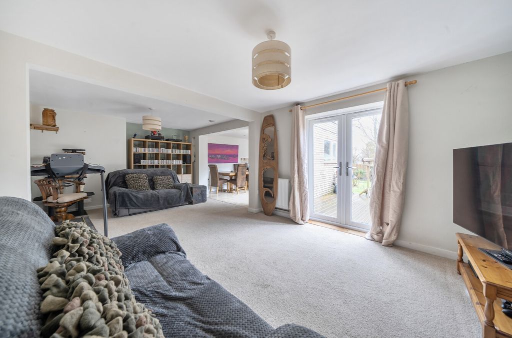 Property photo 2 of 17 1401125-5-696E3cc...