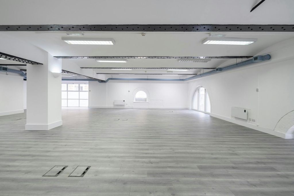 Property photo 2 of 22 1st Floor