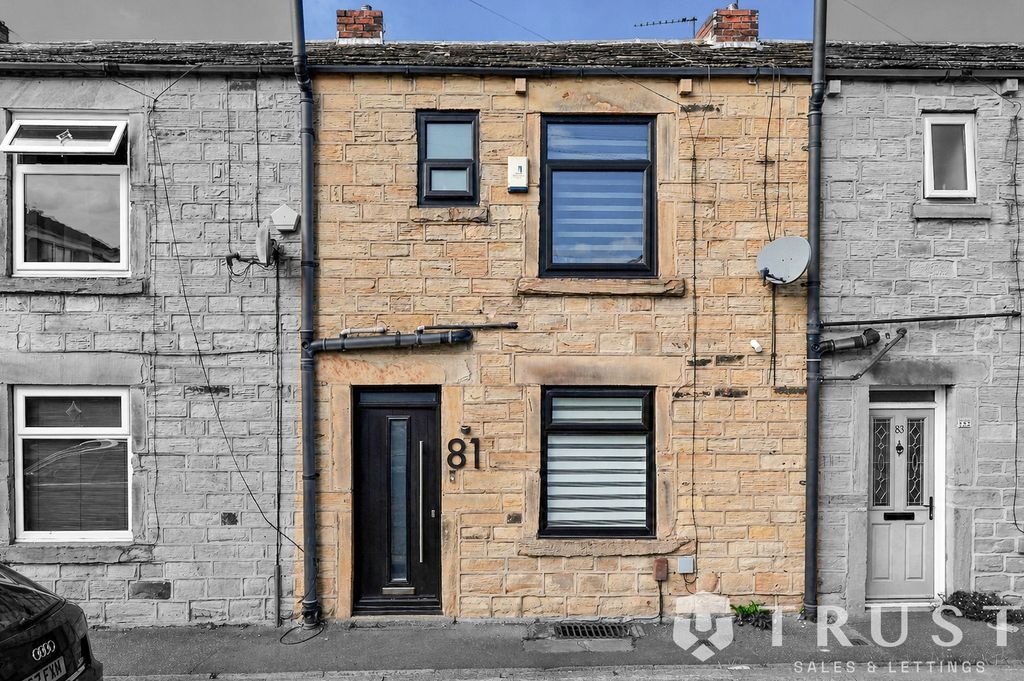 Property photo 1 of 38