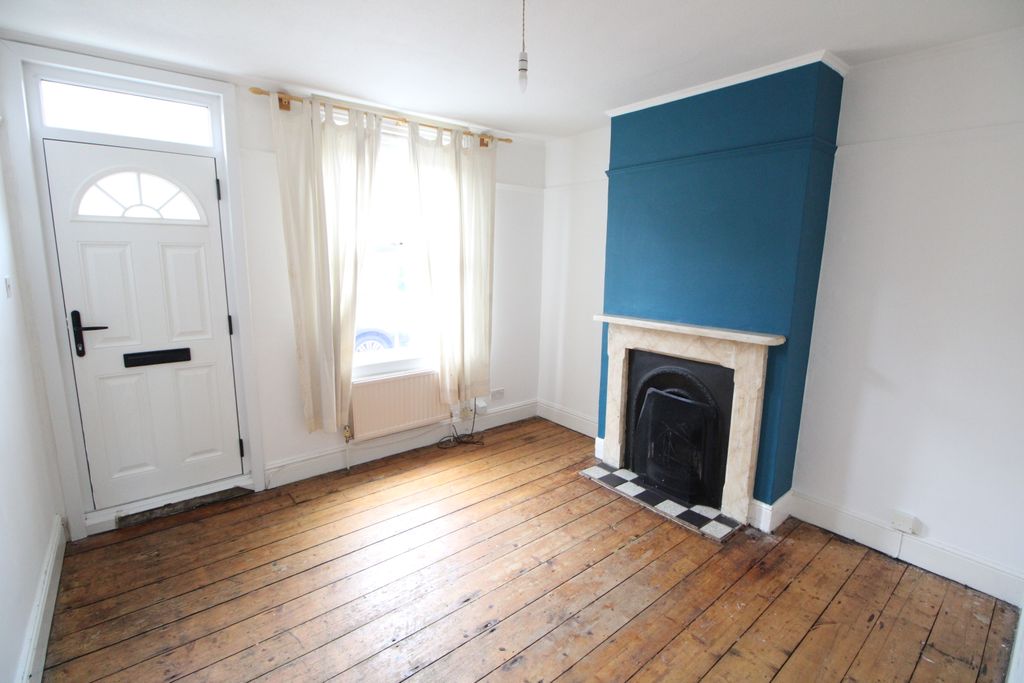 Property photo 2 of 13 Img_9619
