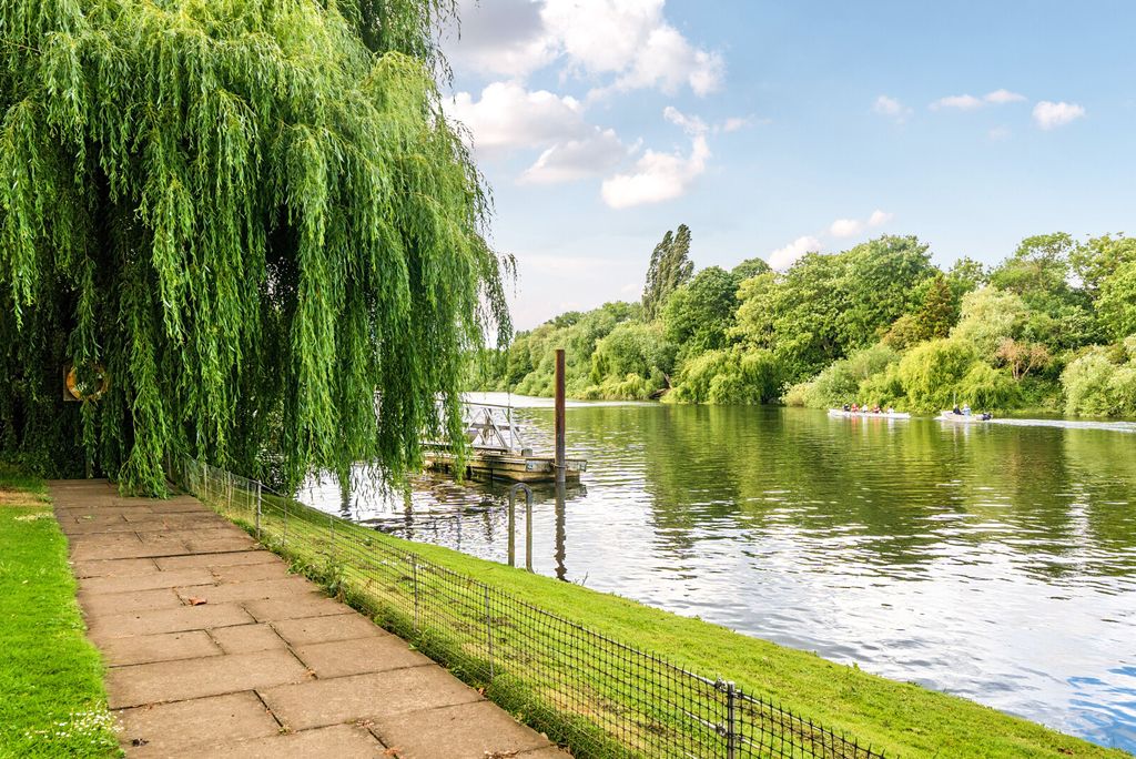 Property photo 2 of 13 1-6A22c57864A97-1...
