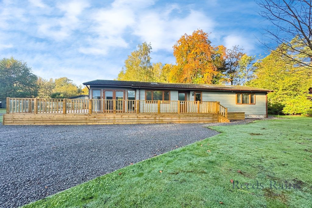 Property photo 1 of 15 Front